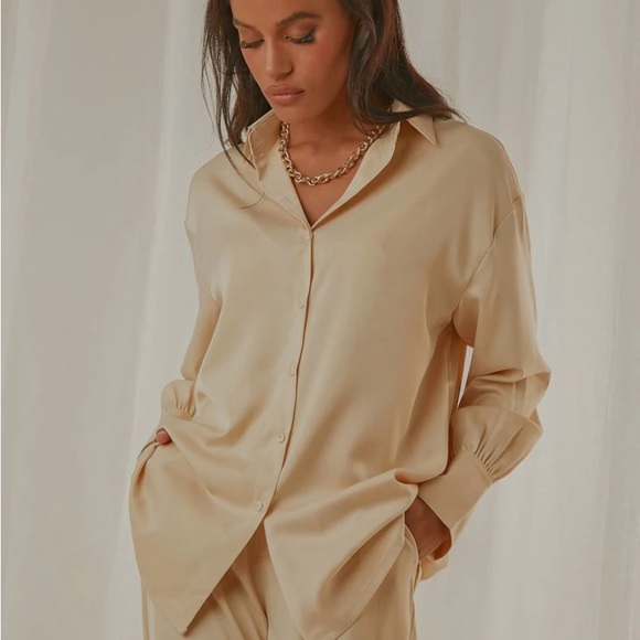 Peppermayo NWT oversized Monet satin shirt AND Milano pants, size 4 - Picture 3 of 6